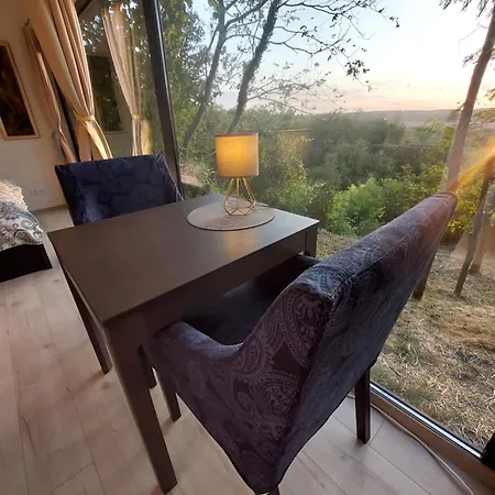 Stueble Kabinok Apartment *